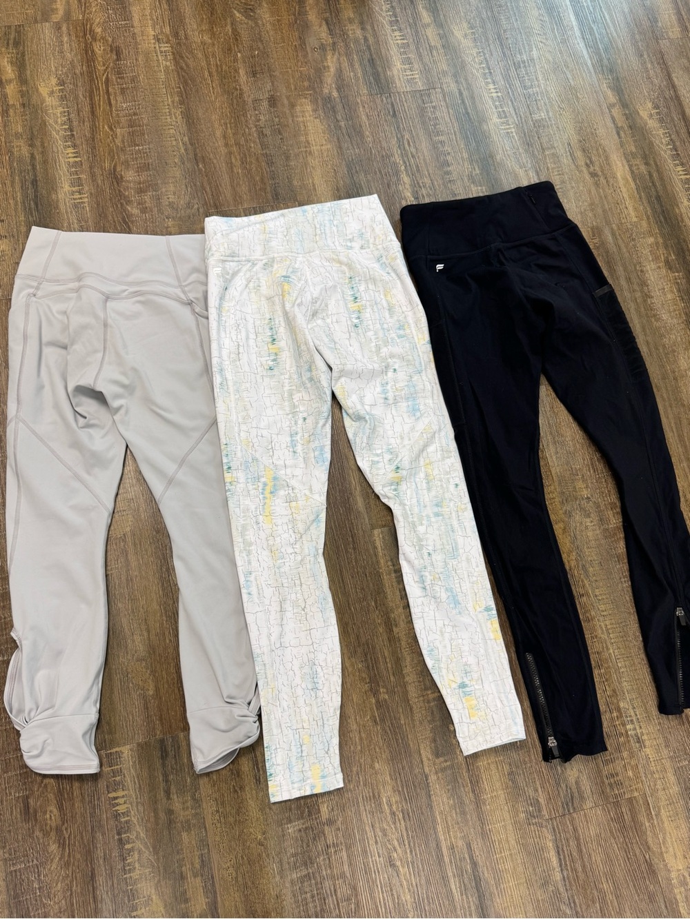 Fabletics PowerHold Women’s Leggins Bundle White Gray Black Pockets Athletic Gym